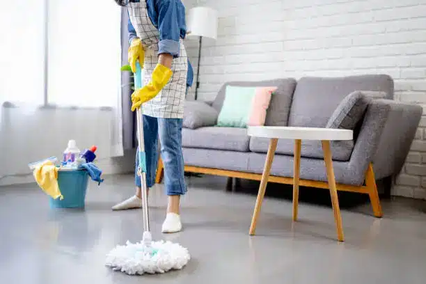 A cleaner Cleaning flor in Bronx, New york